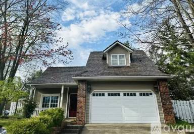 Main picture of 1701 E Camby Ln