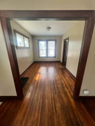 Main picture of 123 E 7th Ave