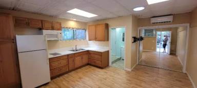 Main picture of 7929 Grape St
