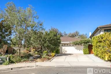 Main picture of 28361 Silverton Dr