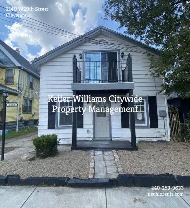 Main picture of 2140 W 29th St