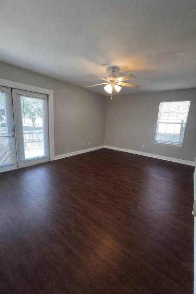 Main picture of 3094 Layla St