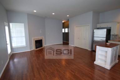 Main picture of 1822 N Fitzhugh Ave