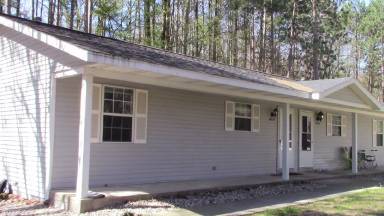 Main picture of 16546 Taft Rd