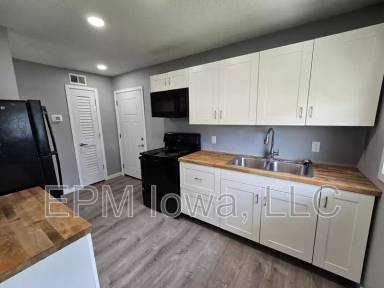 Main picture of 109 Ludland Dr