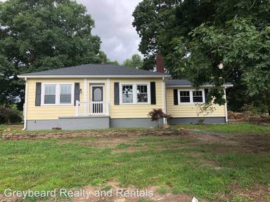 Main picture of 111 3rd St