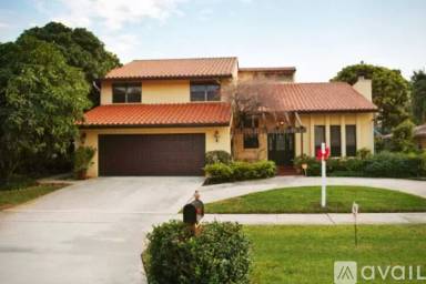 Main picture of 2219 Gabriel Ln