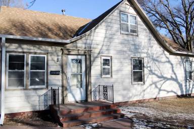 Main picture of 405 N Greenwich St