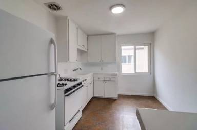 Main picture of 4050 Georgia St