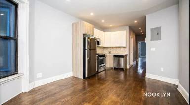 Main picture of 125 Putnam Ave