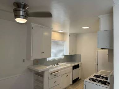 Main picture of 8331 W Manchester Ave