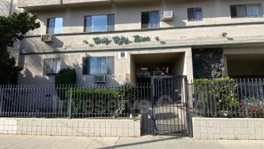 Main picture of 4053 Marathon St