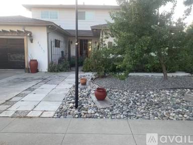 Main picture of 4455 Glidden Way