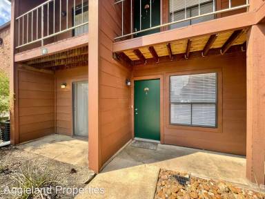 Main picture of 8916 S 3rd Ave