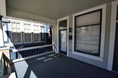 Main picture of 1473 N Delaware St
