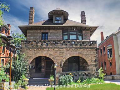 Main picture of 1452 Detroit St