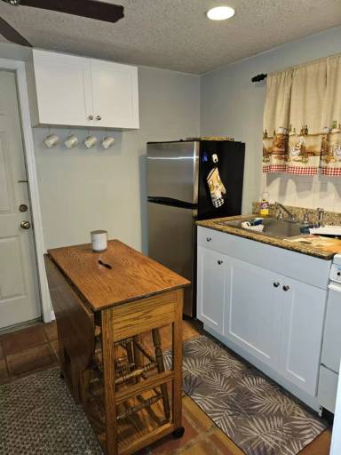 Main picture of 9 Drexel Rd
