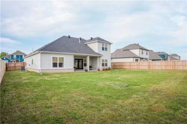 Main picture of 710 Lyon Loop