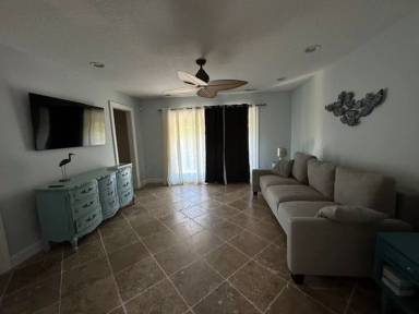 Main picture of 119 60th St