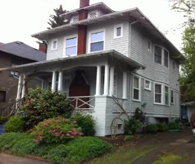 Main picture of 1422 SE 23rd Ave