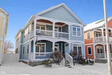 Main picture of 2322 N Pennsylvania St