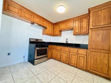 Main picture of 7760 Aspen Ave