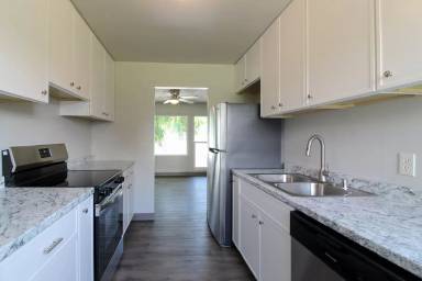Main picture of 1907 Hood Ave