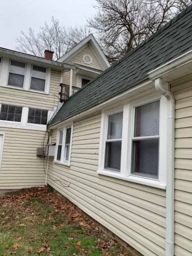 Main picture of 115 Sycamore St