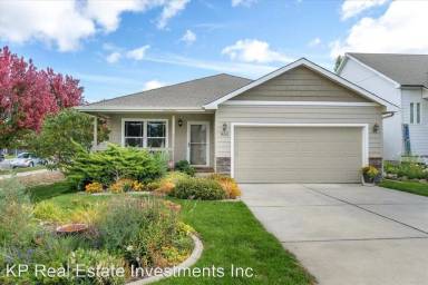 Main picture of 803 S Rees Ln