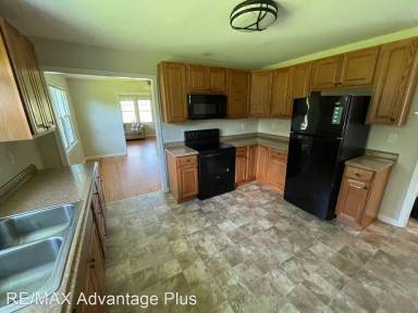 Main picture of 10005 Green Bay Rd