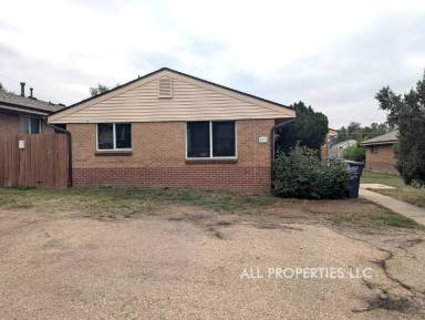 Main picture of 4520 W Virginia Ave