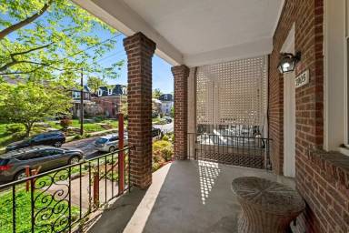Main picture of 3905 W St NW