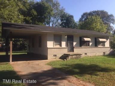 Main picture of 5708 Country Club Dr