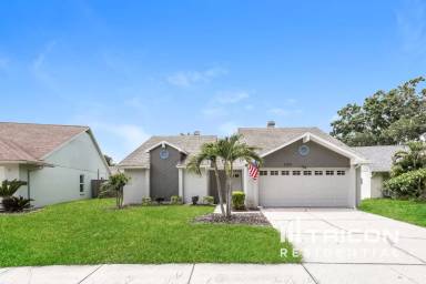 Main picture of 2015 Branch Tree Ln