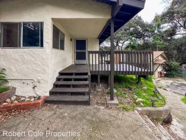 Main picture of 1723 Carriage Ln