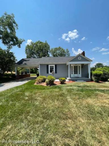Main picture of 3360 Highland Ave NE