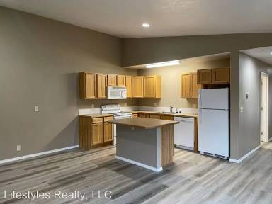 Main picture of 16671 Shaw Pine Ct