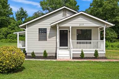 Main picture of 2117 Wilson Ave