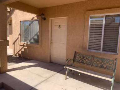 Main picture of 1325 Navajo