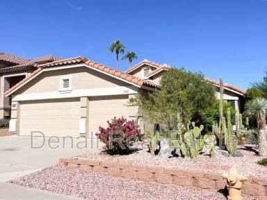 Main picture of 1040 E Silverwood Dr