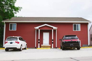 Main picture of 613 Sheldon St