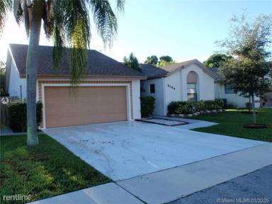 Main picture of 3154 NW 109th Ter