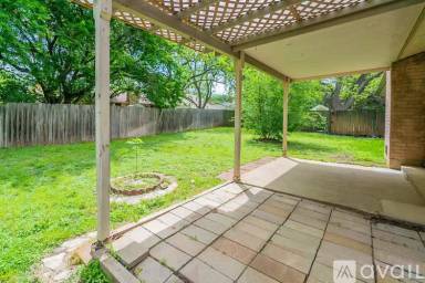 Main picture of 12115 Missel Thrush Ct