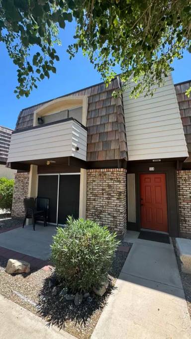 Main picture of 1740 Swanson Ave