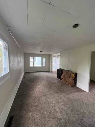 Main picture of 37 Fox St