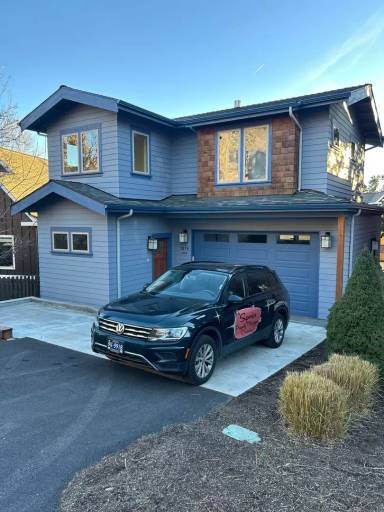 Main picture of 1079 NW Quincy Ave