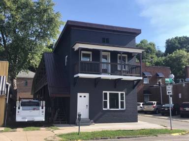 Main picture of 126 W Union St