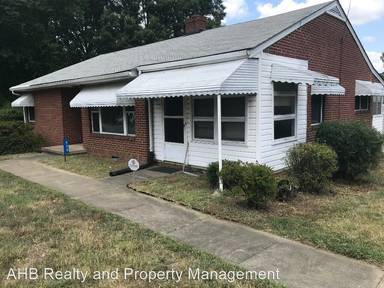 Main picture of 936 N Church St