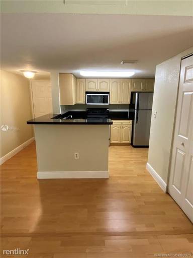 Main picture of 9876 Nob Hill Ln