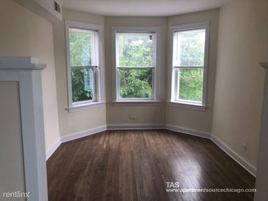 Main picture of 2814 N Troy St